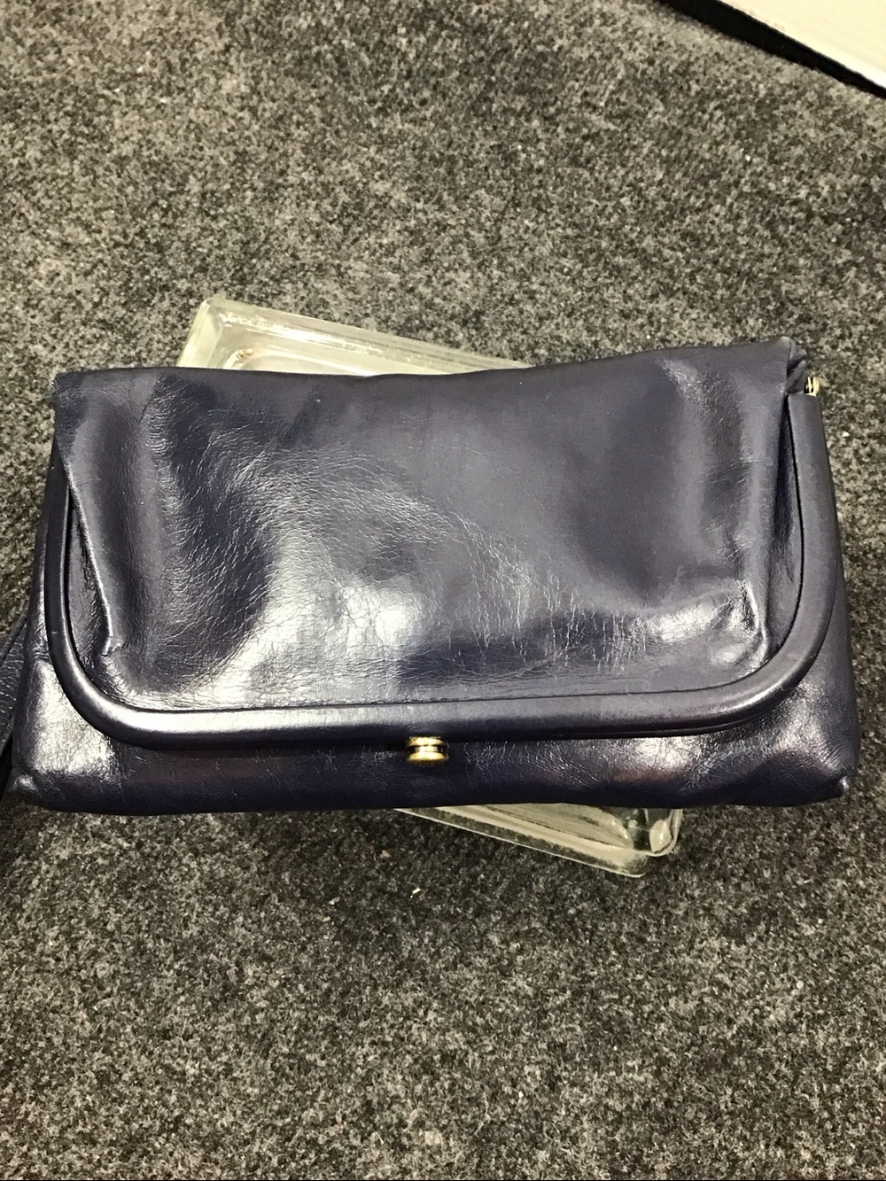 Hobo Int Classic Navy Leather fold over Wristlet Clutch - Picture 2 of 11